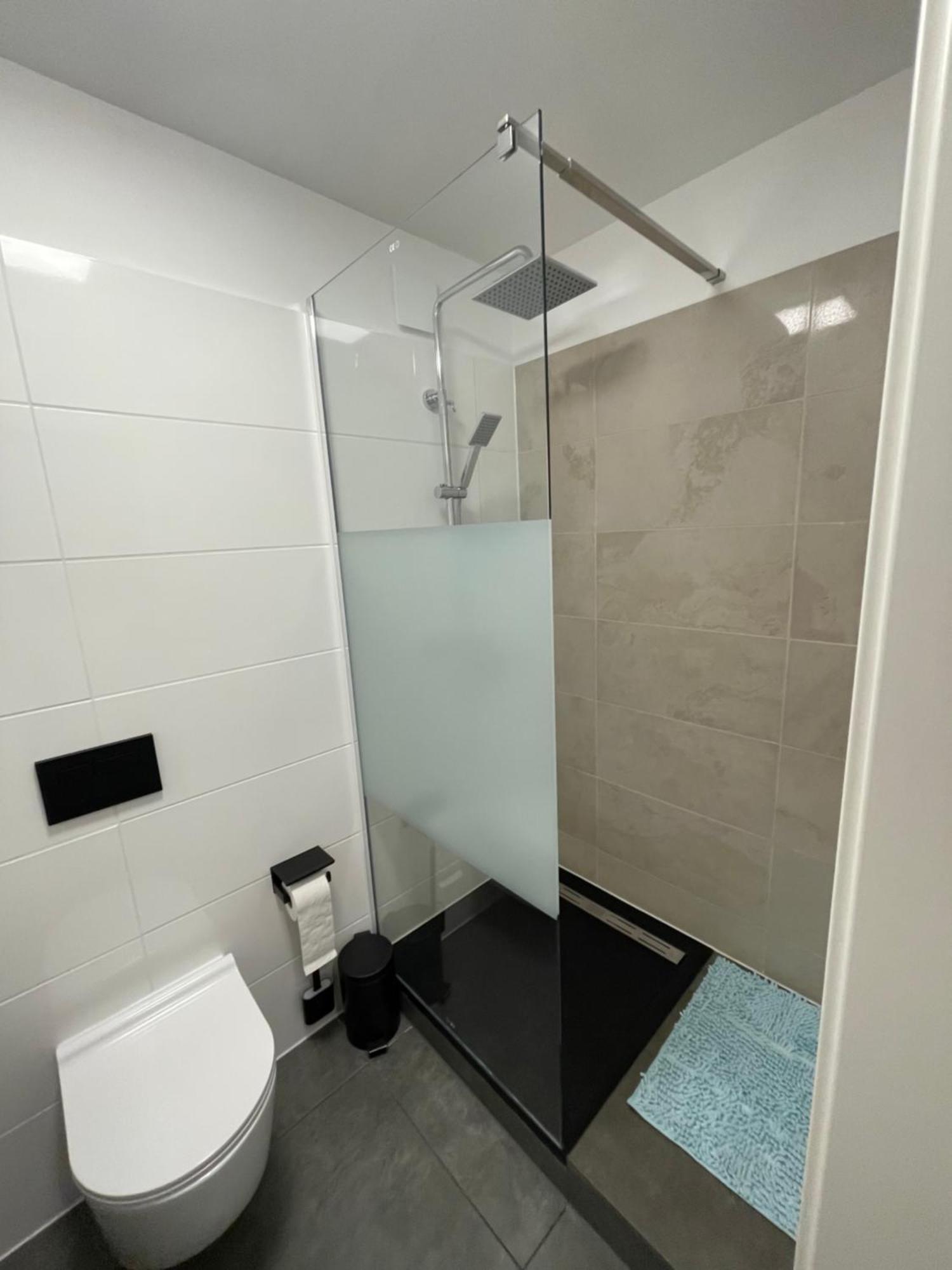 Aviators Guest House - Premium Room Strausberg Luaran gambar